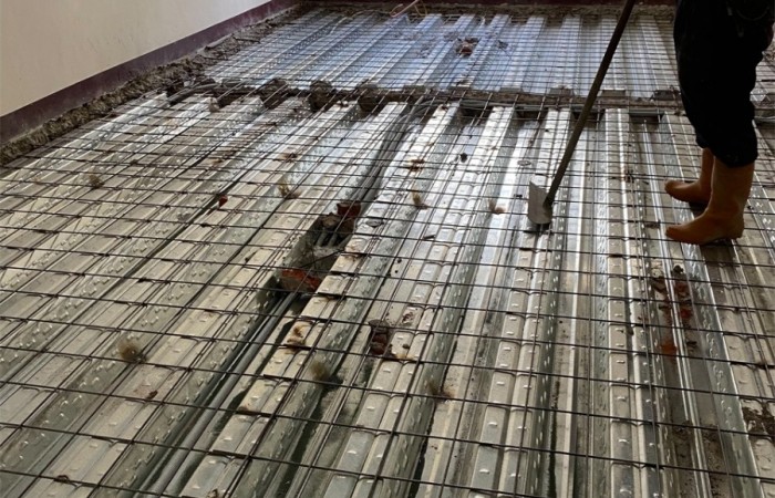 鋼骨造樓層版混泥土漿工程 (3)