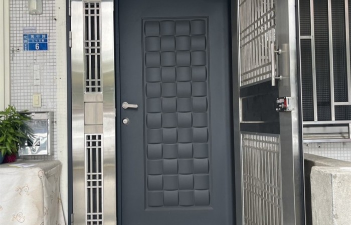 6、天花板、輕隔間、木工工程。 (8)